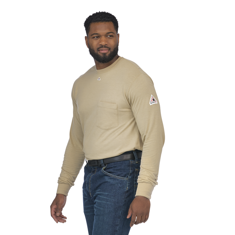 Men's Lightweight FR Long Sleeve T-Shirt image number 2