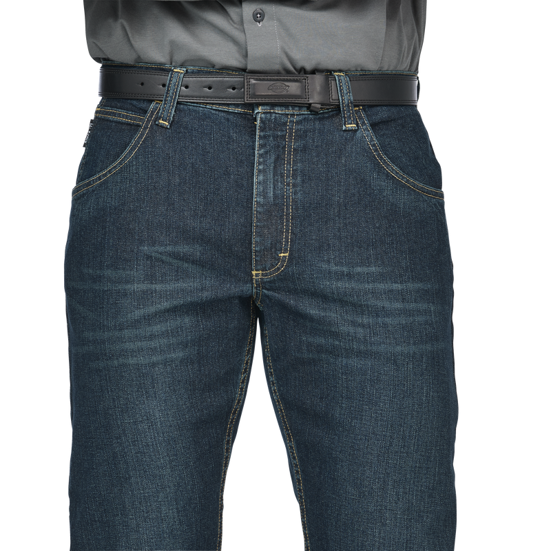Men's Straight Fit Jean with Stretch image number 25