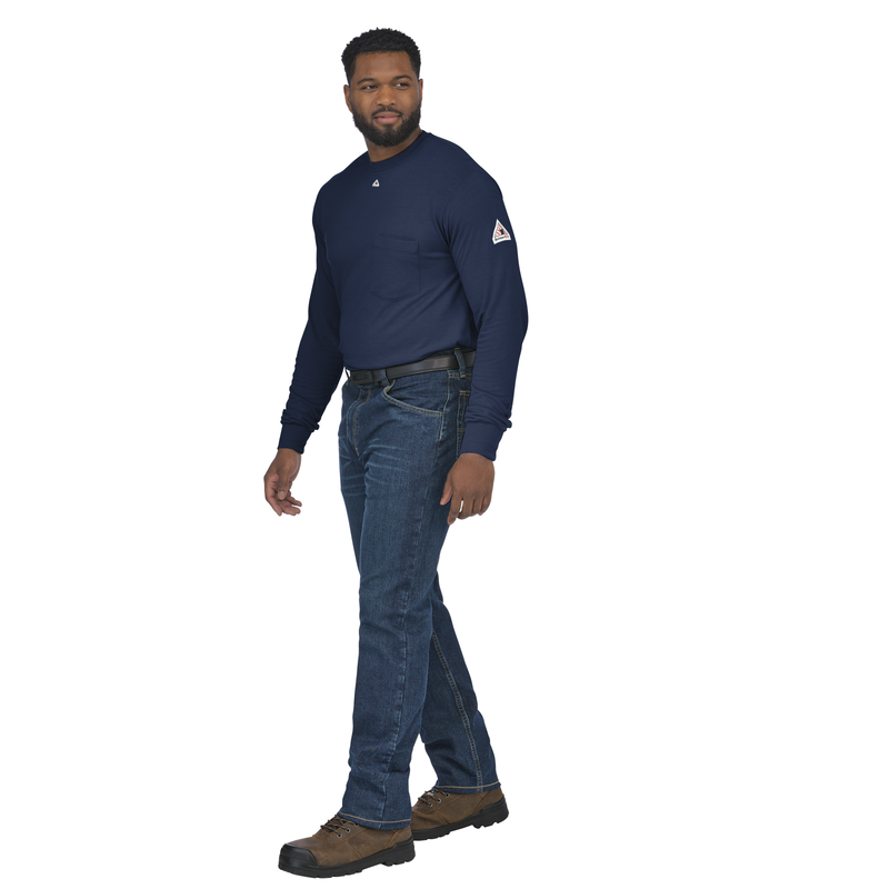 Men's Lightweight FR Long Sleeve T-Shirt image number 4