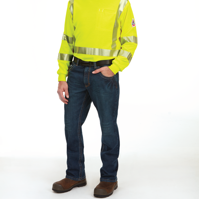Men's Relaxed Fit Bootcut Jean with Stretch image number 4