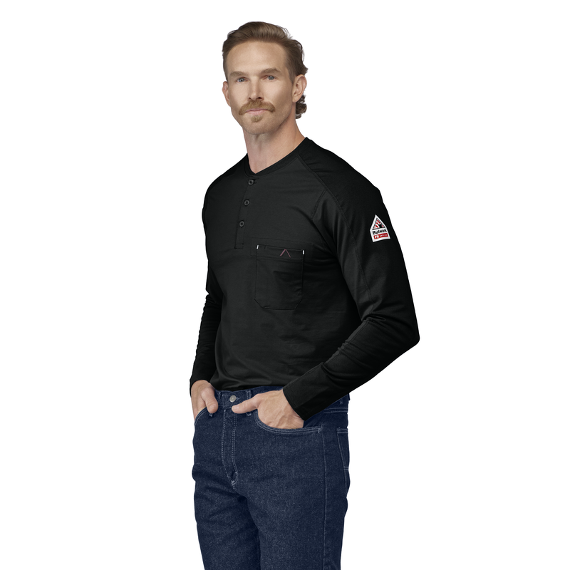 Men's Flex Knit Henley image number 2